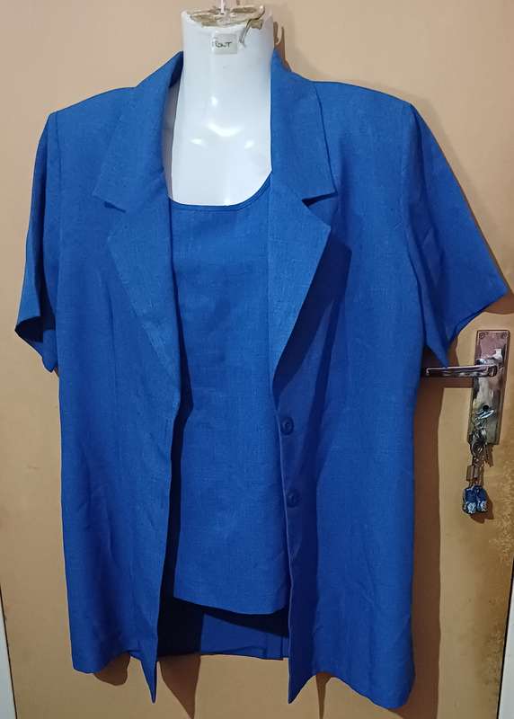 Ladies - 2 Pce Blue outfit - Make - Original Concepts - Size - 38/97cm