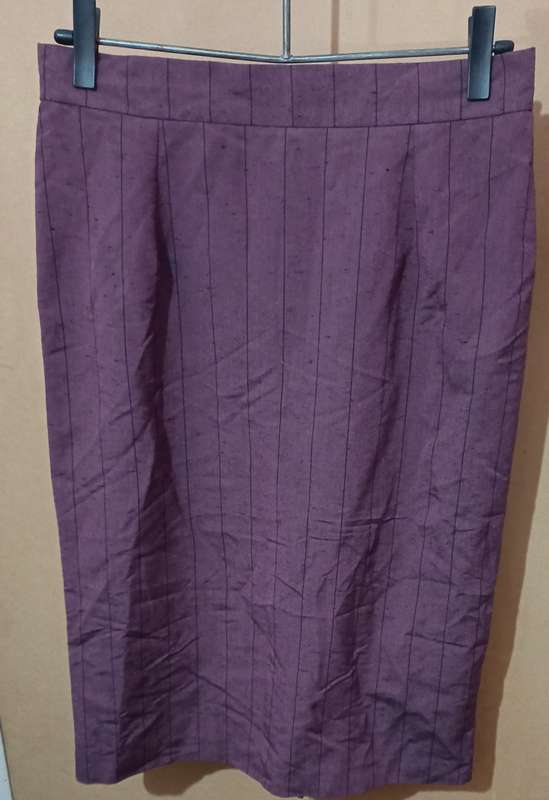 Ladies - Multicolored Skirt - Make - no make - Size - no size