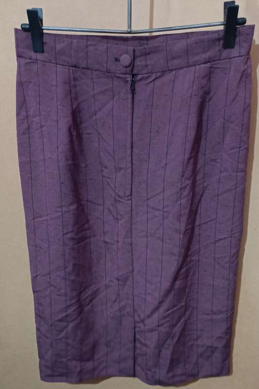 Ladies - Multicolored Skirt - Make - no make - Size - no size
