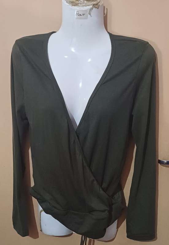 Ladies - Dark Olive Green Top - Make - Legit - Size -