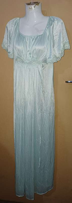 Ladies - Nighty- Make - no make - Size - no size