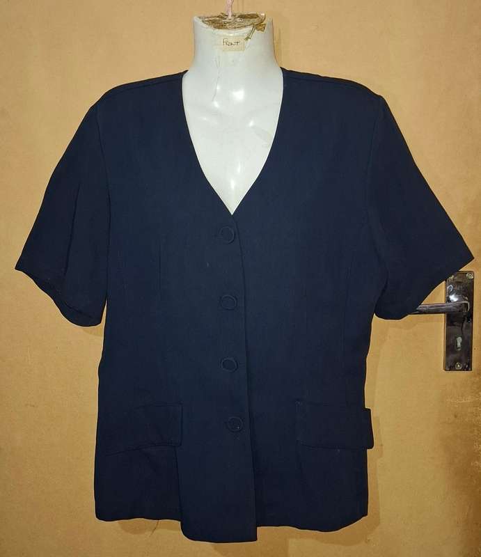Ladies - Blazer - Make - Truworths  - Size - 38