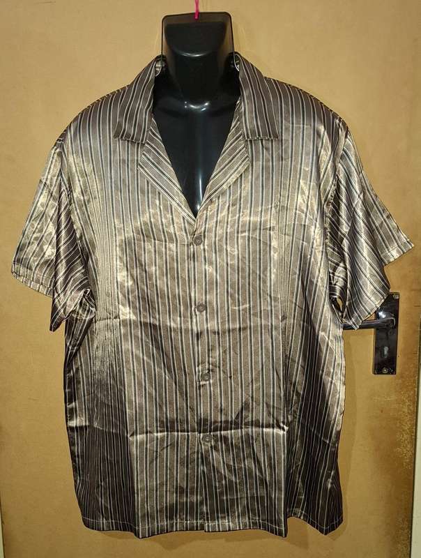Mens - Shirt - Make - Edgars - Size - XL chest 112-117cm
