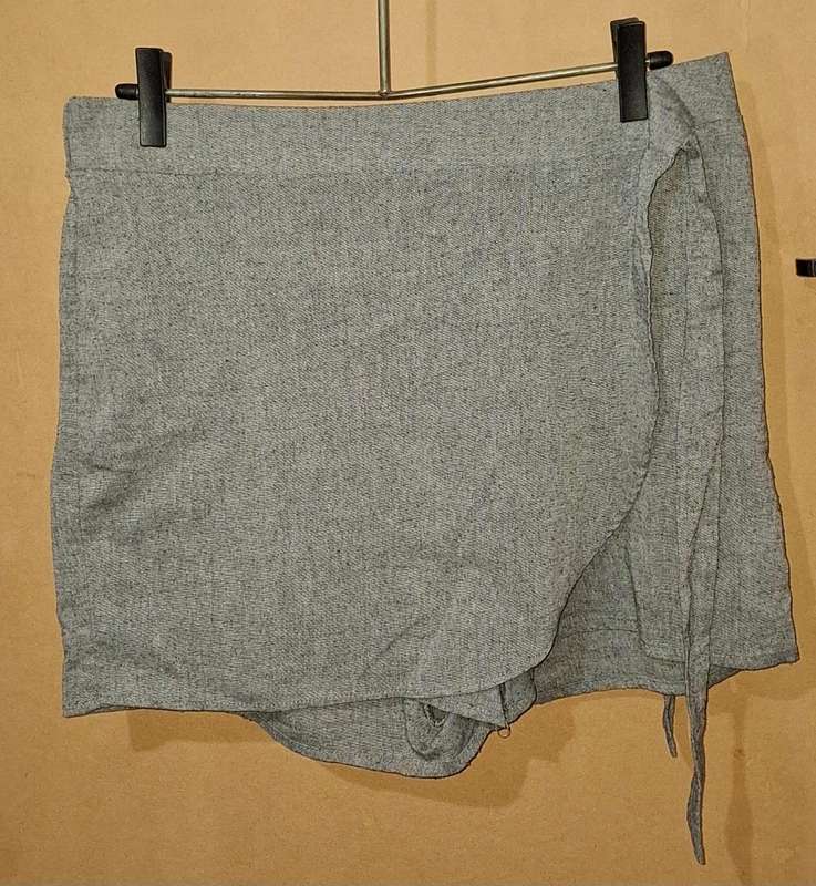 Ladies - Skorts - Make - Real Basics - Size - XXL