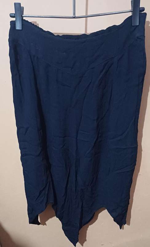 Ladies - Skirt - Make - no make - Size - no size