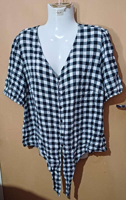Ladies - Multicolored Blouse - Make - no make - Size - no size