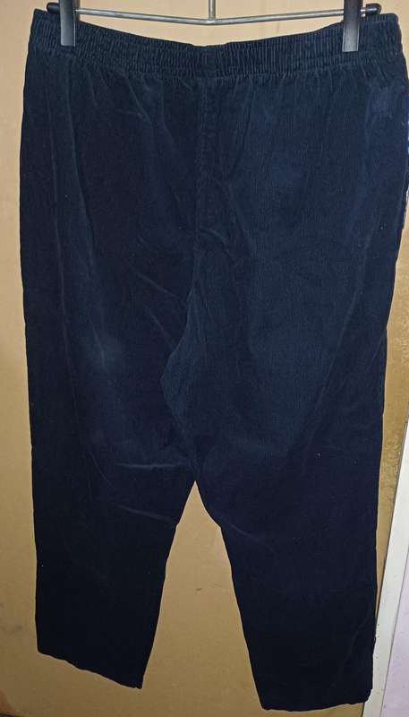 Ladies - Corduroy Pants - Make - no make - Size - no size