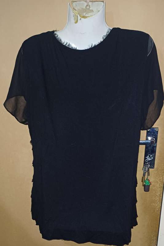 Ladies - Top - Make - Studio W - Size - 18/42