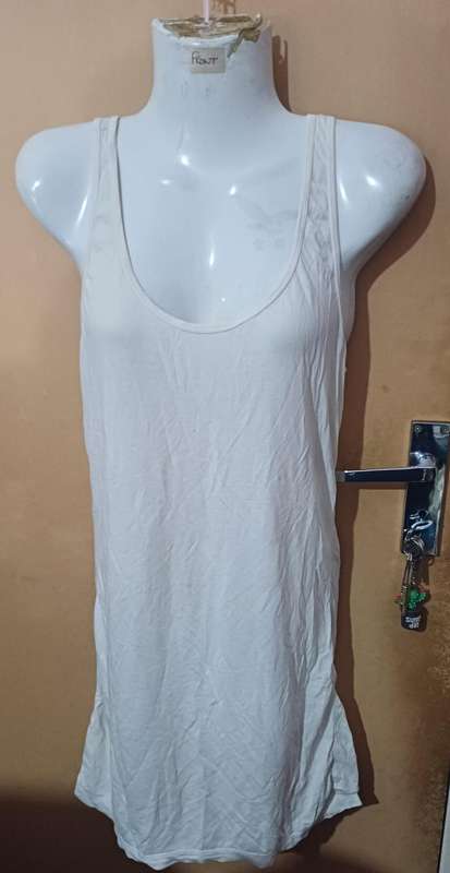 Ladies - Vest - Make - Woolworths The Perfect Vest - Size - S
