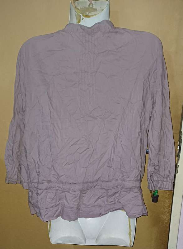 Ladies - Blouse - Make - Editions - Size - 18