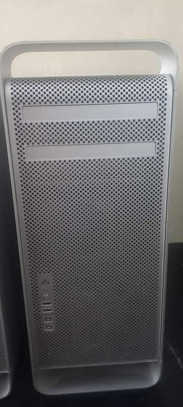Mac Pro 2x Xeon, 16 GB Ram LAST ONE