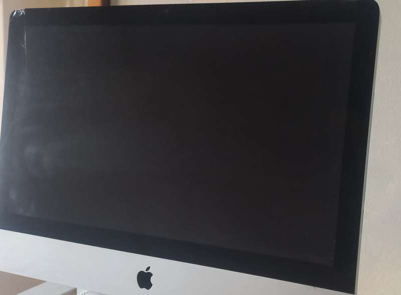 iMac 21.5 inch Not Working (Read Description)