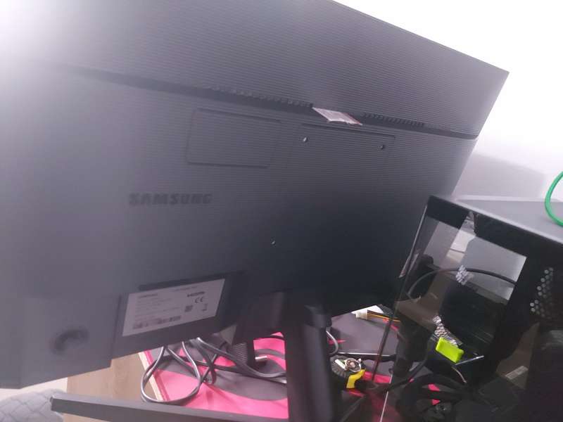 Samsung 24 inch FHD Freesync Monitor