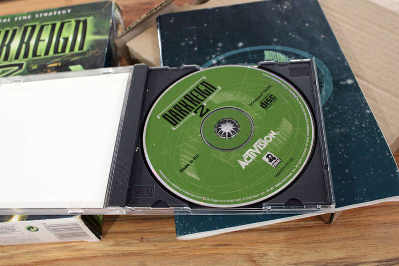 Vintage Big box PC game: Darkreign 2 (CD)