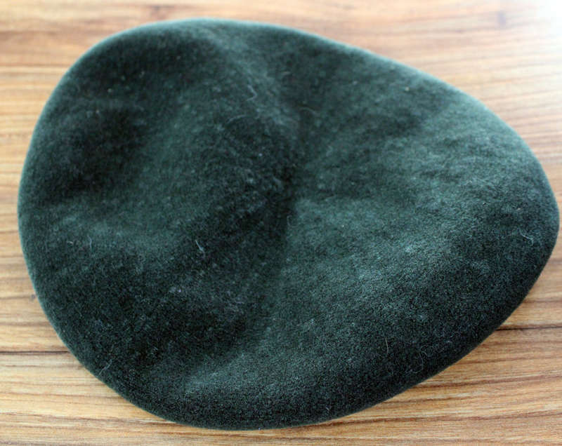 7 SAI beret