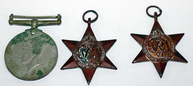 3X WW2 Medals - 194050 PG Grove