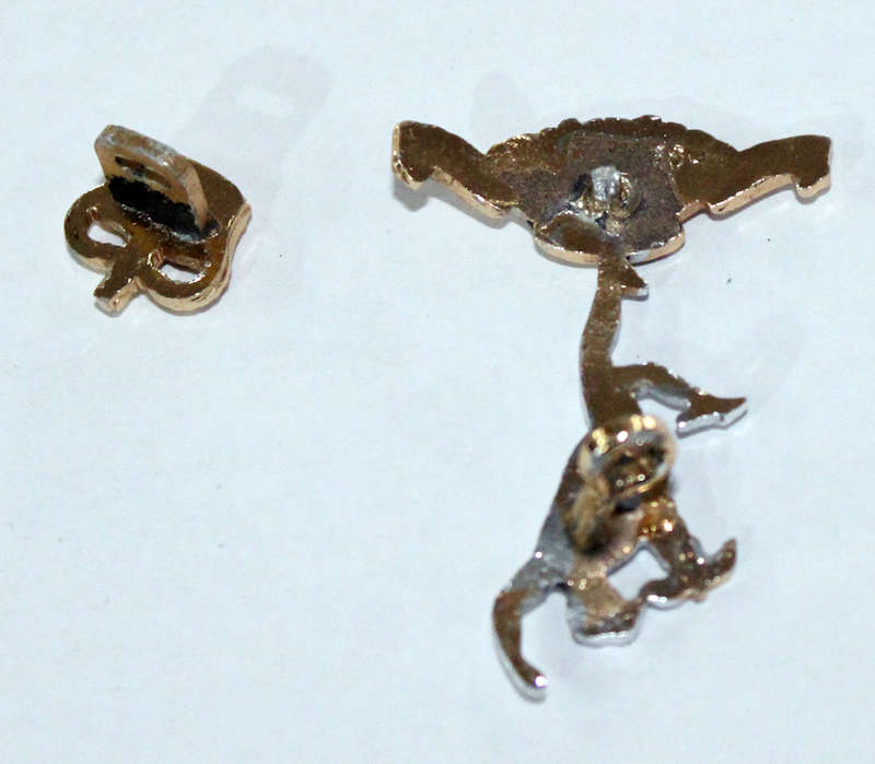 Royal Corps of Signals cap badge