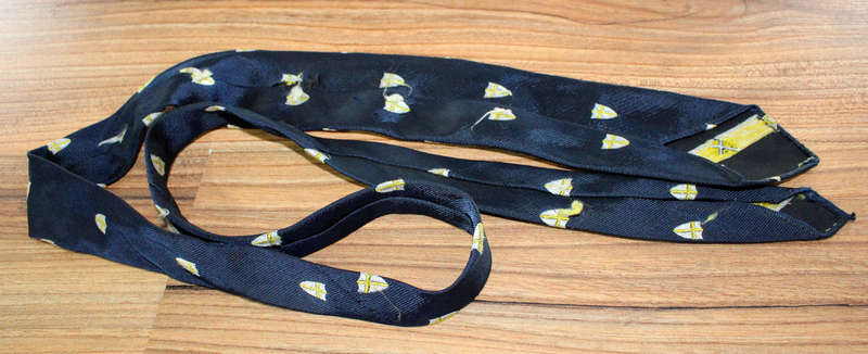 8th Army veterans tie