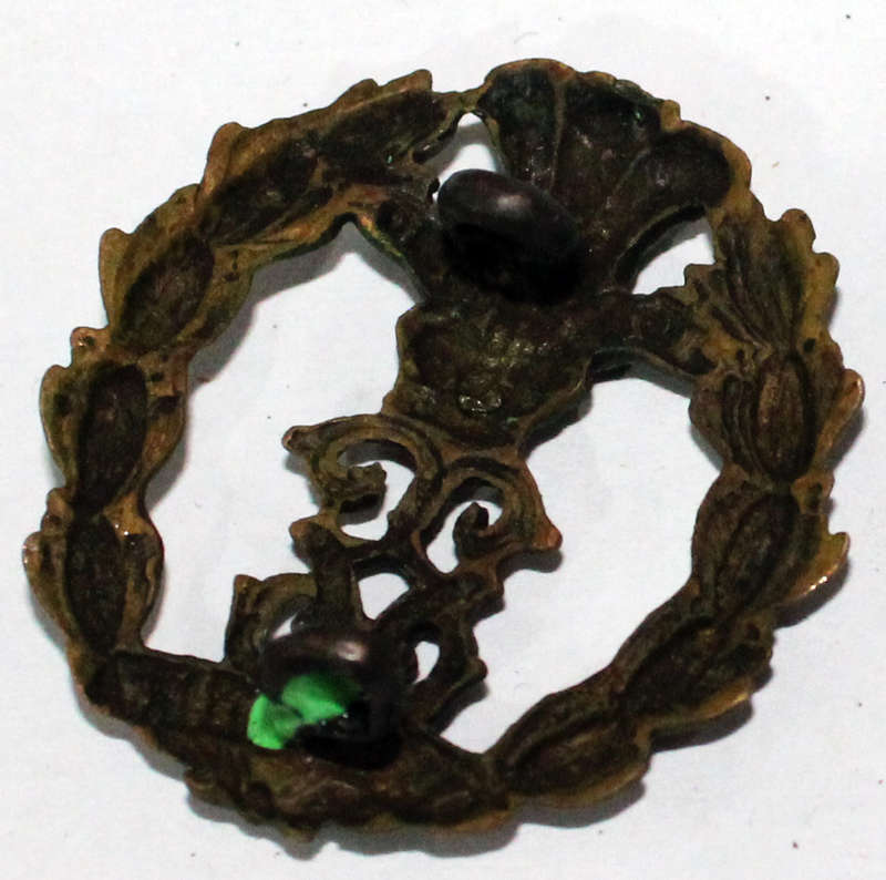 Middlesex Regiment collar badge
