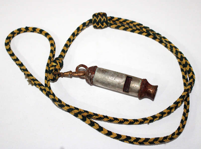 SADF  infantry lanyard and whistle