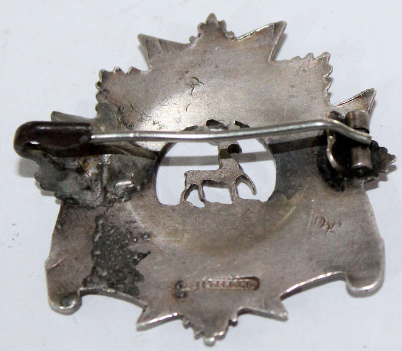 Bedfordshire Regiment sweetheart brooch