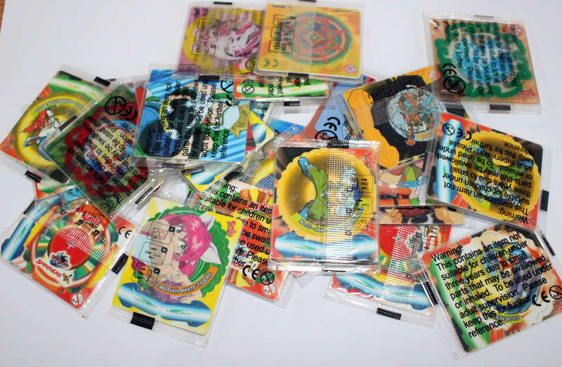 28x Simba Beyblade Tazos