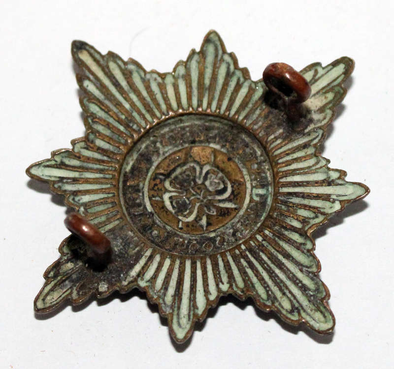 Irish Guards cap badge