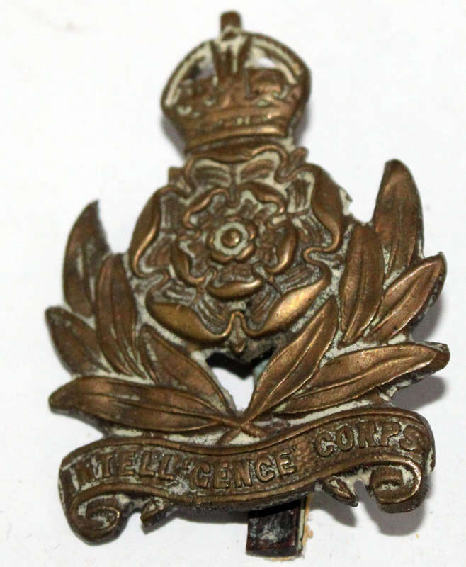 Army Intelligence Corps cap badge (Damaged)