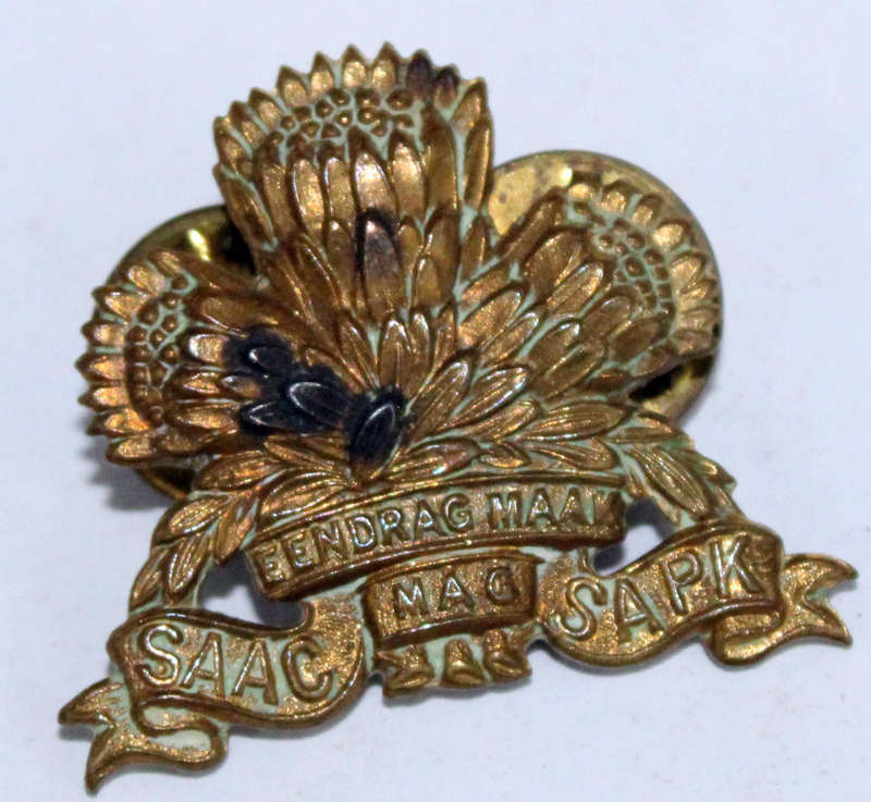 SA Armoured Corps collar badge