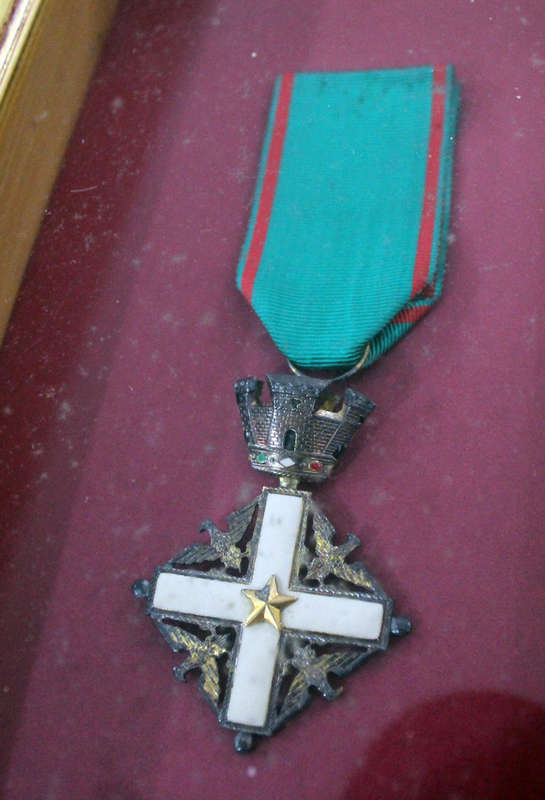 Framed Italian Order of Merit medal