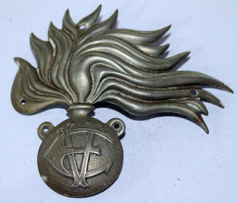 WW2 Italian Carabinieri badge