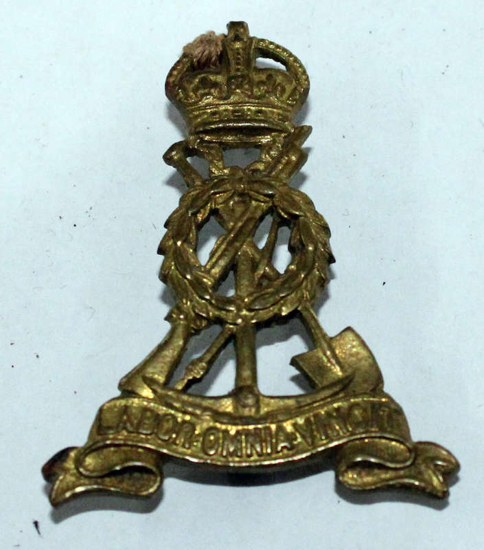 British Army Labour Corps cap badge