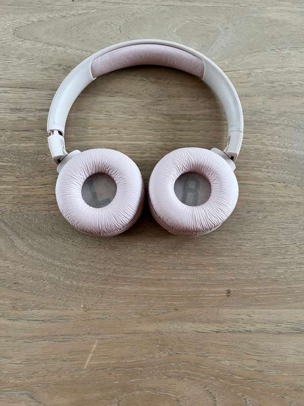 JBL headphones Tune500BT