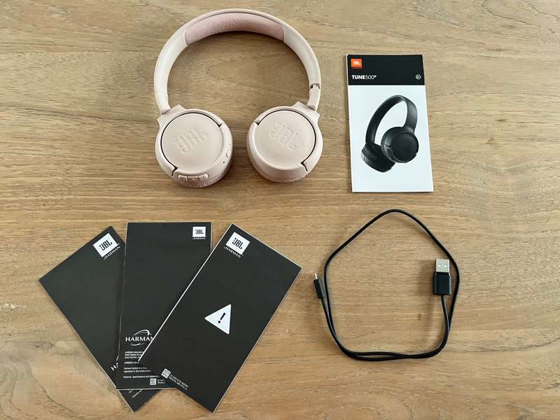 JBL headphones Tune500BT