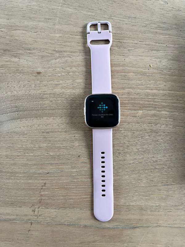 fitbit versa 2 smartwatch (copper & rose)