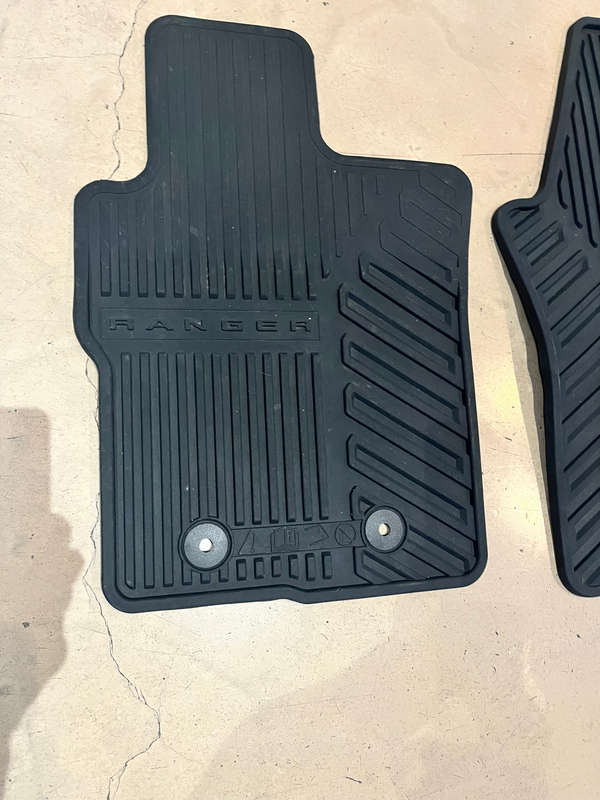 Ford Ranger rubber floor mats