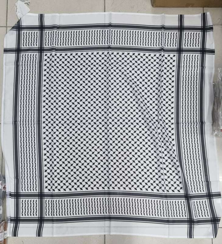 Palestinian cotton kefiya scarf 130 cm x 130 cm square