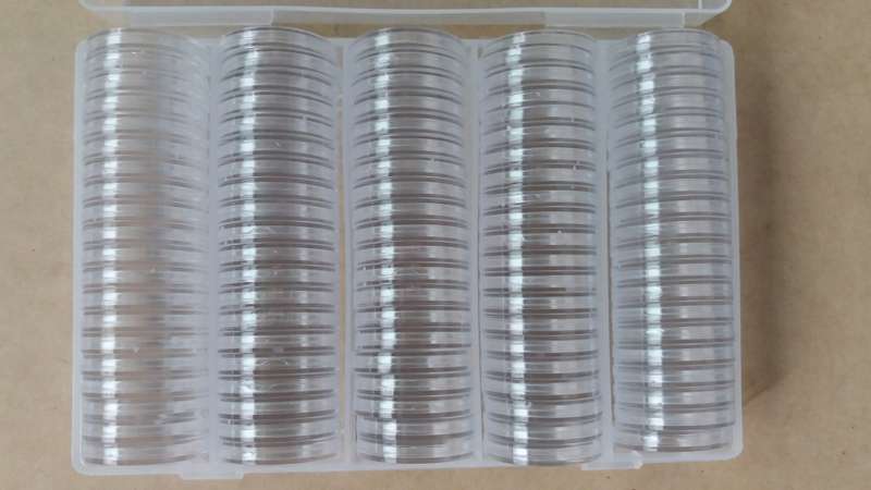 Coin collection protection storage box with 100 coin capsules size 27/30 mm