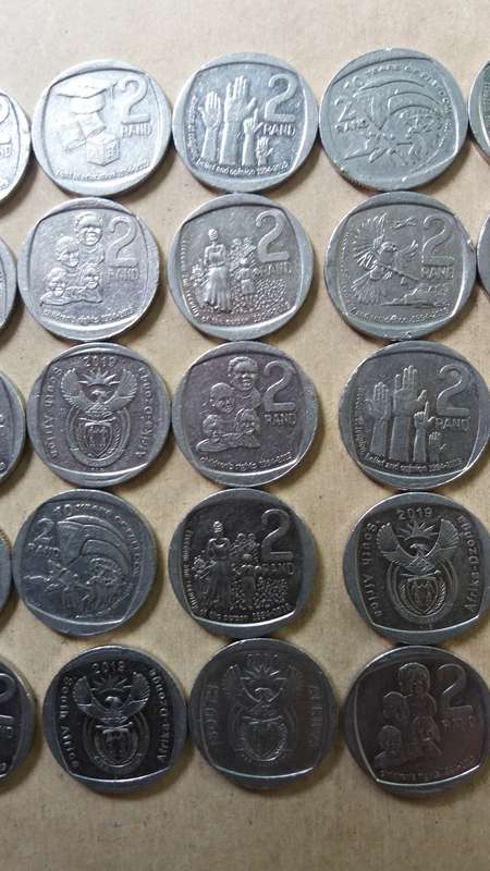 South Africa lot of 40 commemorative R2 coins