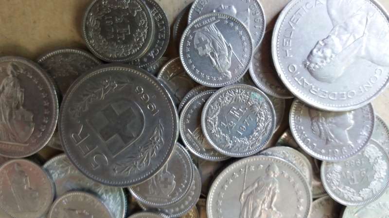 Switzerland Swiss Francs lot x 58 coins * 44 Swiss Franc  R910*