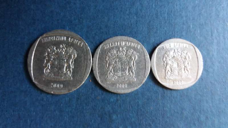 South Africa 2000 R5, R2 & R1 * Old Coat of Arms* Difficult to find