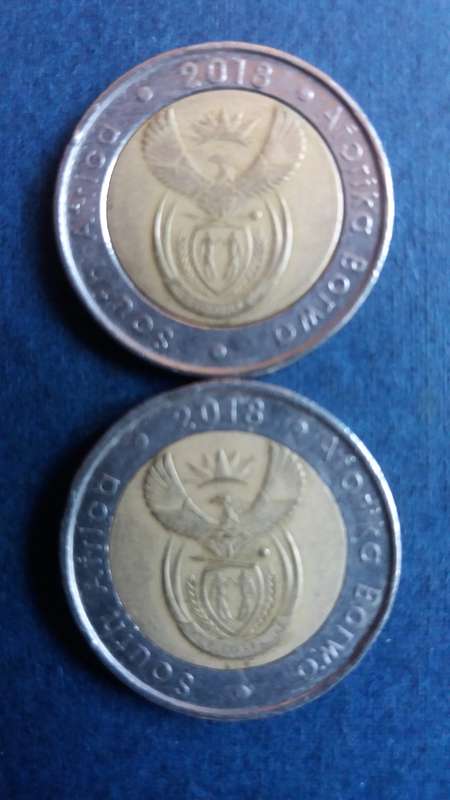 South Africa 2018 R5 - Mandela & Wildebeest * 2 x coins* Wildebeest coin is difficult to find