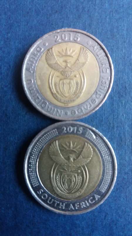 South Africa 2015 R5 - Griqua & Wildebeest * 2 x coins*