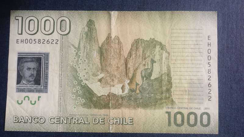 Chile 2011 1000 Pesos Banknote * Prefix EH00582622*