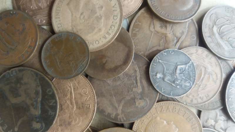 United Kingdom Old Pre- Decimal Penny mix - 31 coins