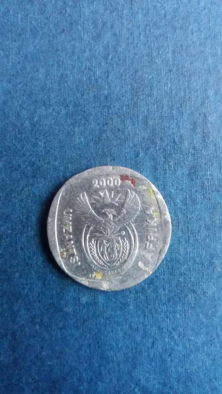 South Africa 2000 R2 * New Coat of Arms* Mintage 19 000 000 - Used as a filler