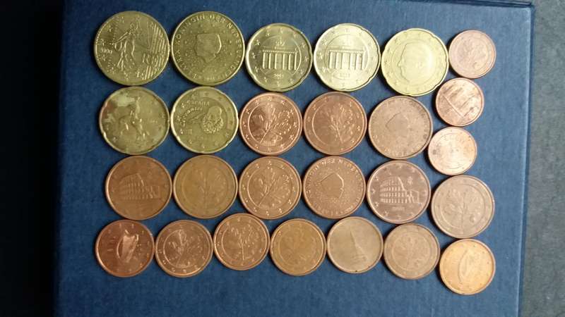 Euro Lot * 2 Euro 62 cent   R55 * 26 x coins