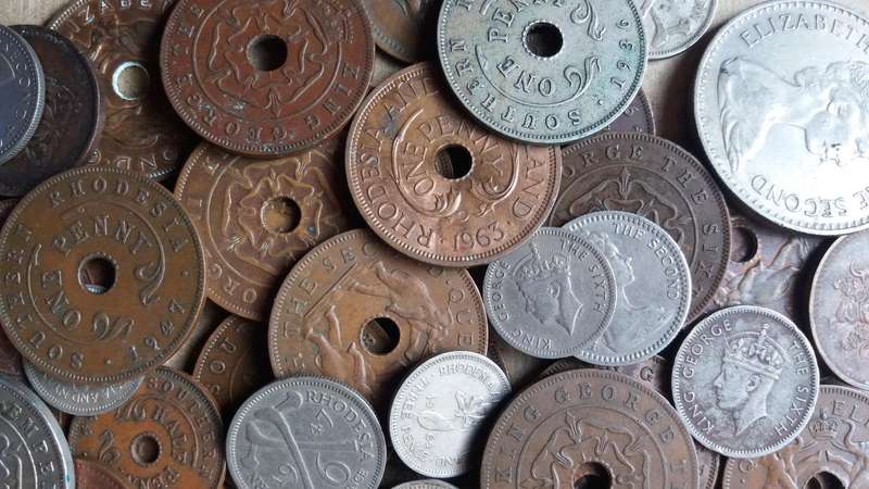 Rhodesia Mix - lot 52 coins