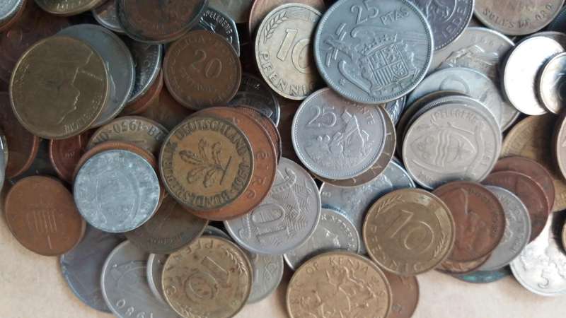 World Mix Coins - 300 coins in total * No South African Coins*