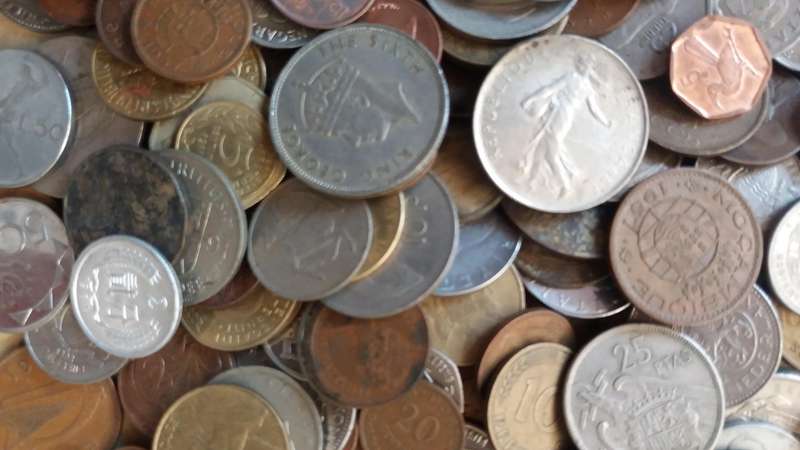 World Mix Coins - 300 coins in total * No South African Coins*